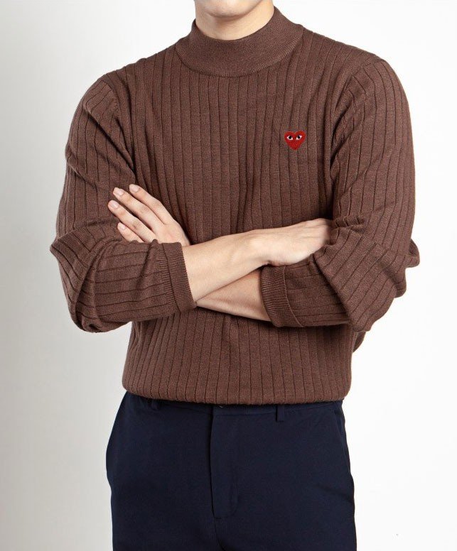 Read more about the article 꼼데가르송 와펜 골지 반폴라 니트