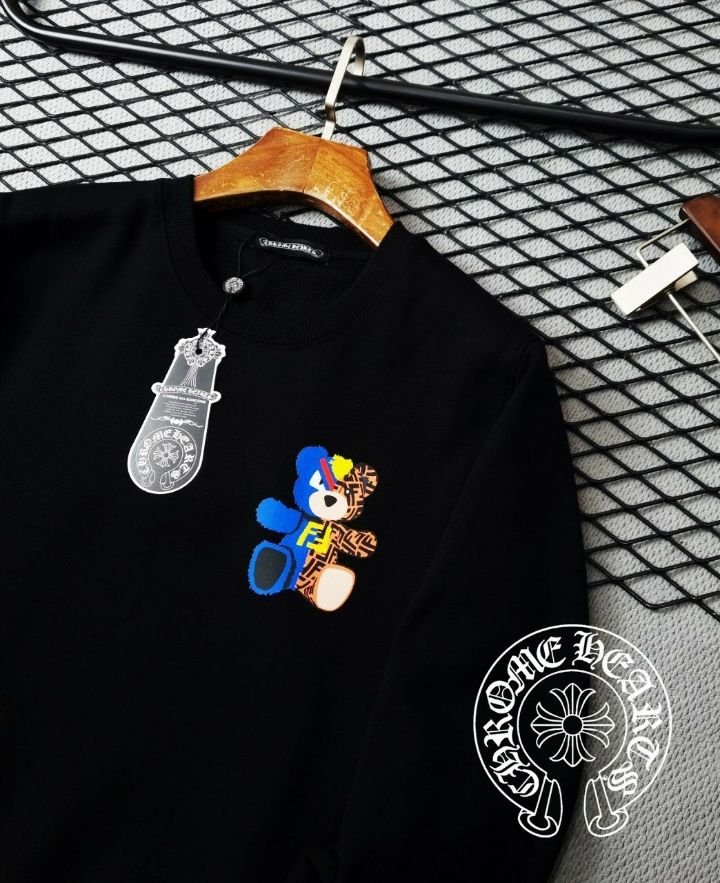 Read more about the article 크롬하츠 X 펜디 콜라보 악동 베어 맨투맨