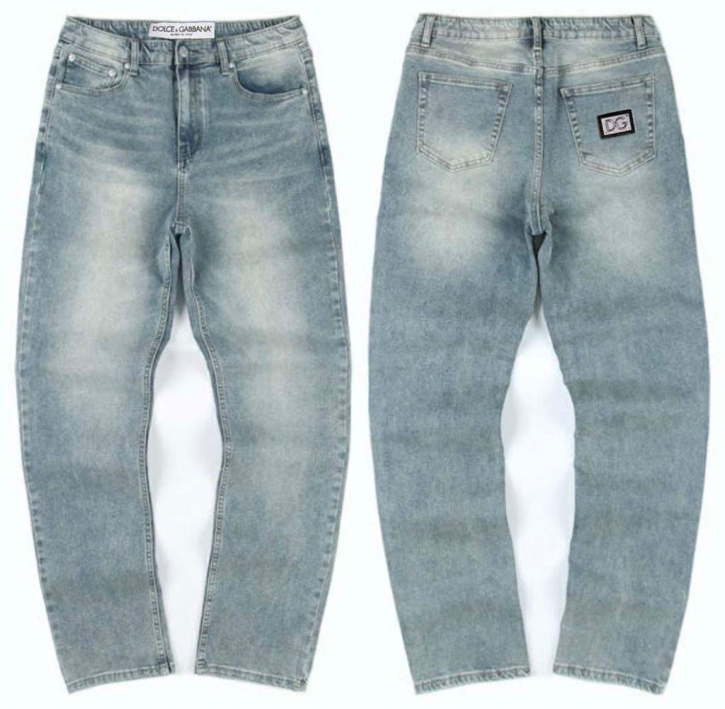 Read more about the article 돌체앤가바나 슬림 워싱 일자핏 청바지