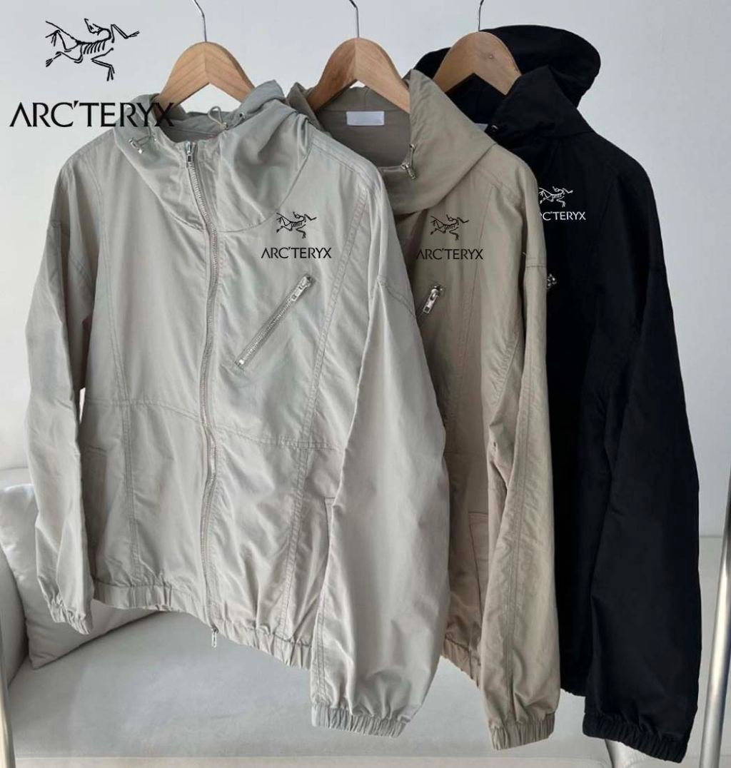 You are currently viewing 아크테릭스 고프코어 후드 바람막이