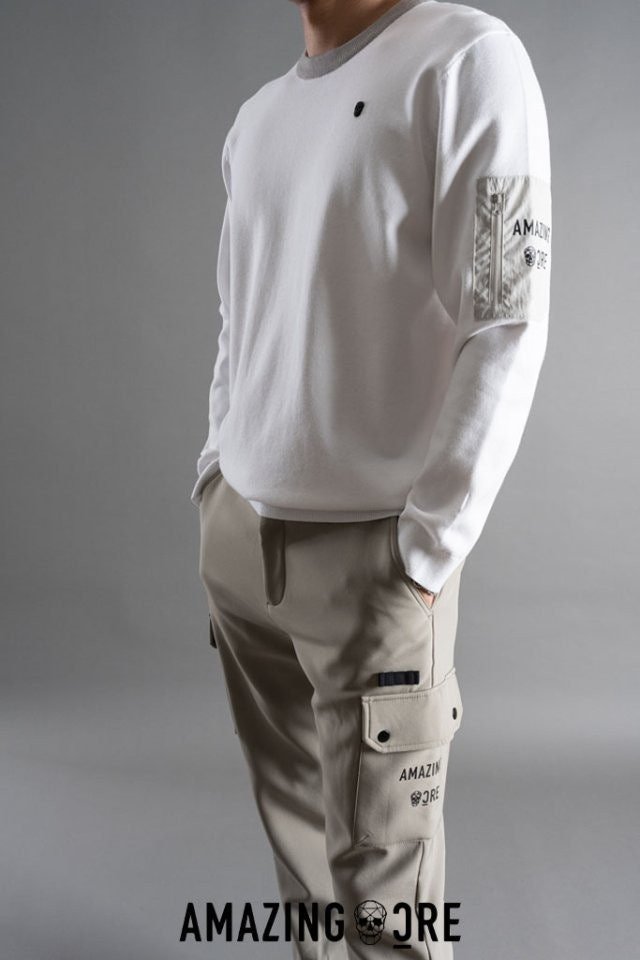 Read more about the article 어메이징크리 AMAZING_CRE 넘 버 : AC-203 (니트웨어)