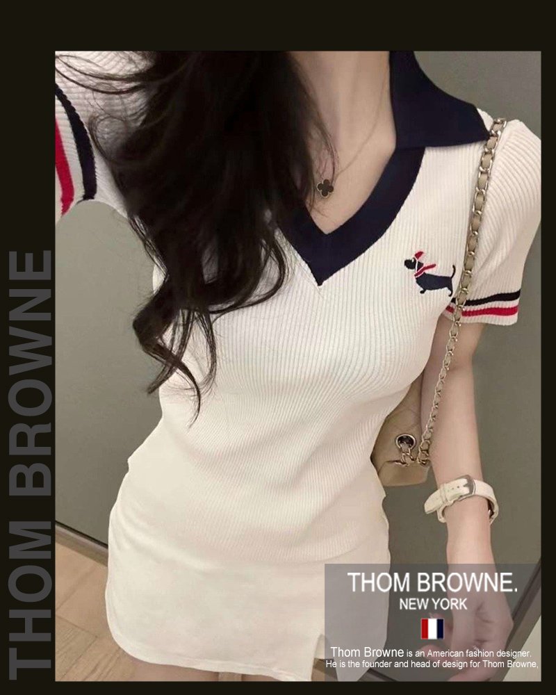 Read more about the article 톰브라운 여성 5036 브이 카라 배색 헥터 반팔 니트