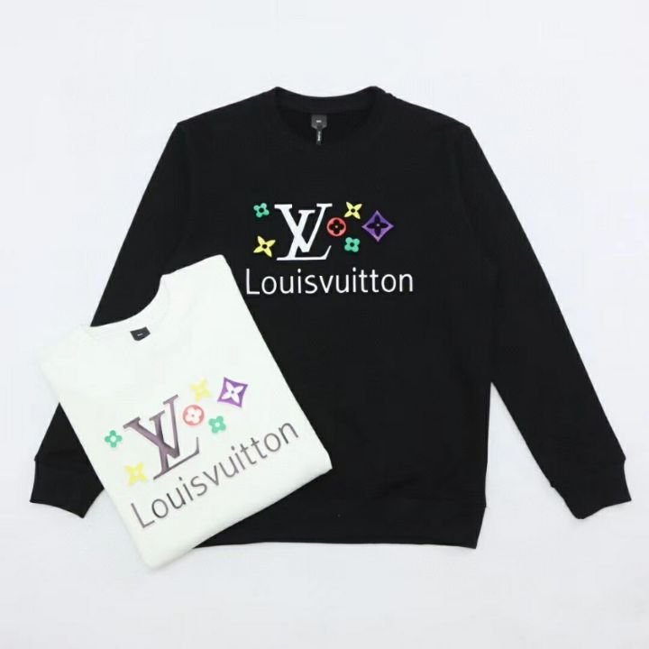 Read more about the article 루이비통 에브리타임 레인보우 맨투맨