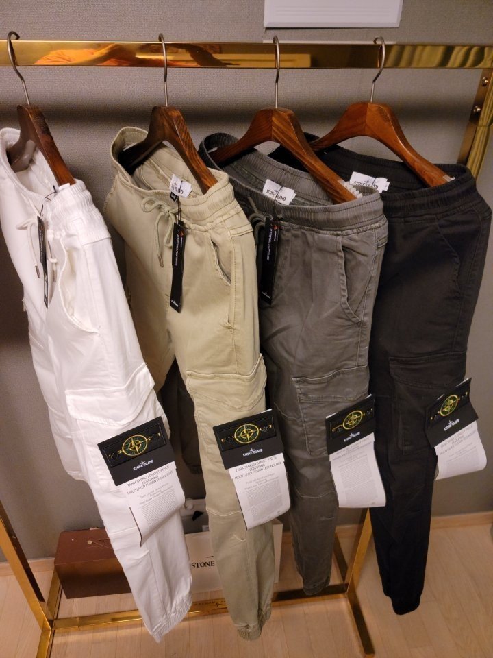 Read more about the article 스톤아일랜드 워싱 빈티지 조거 팬츠 (바지)