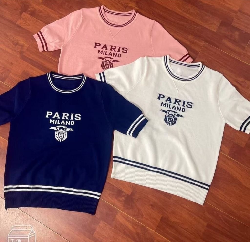 Read more about the article 프라다 여성 밀라노 반팔 니트