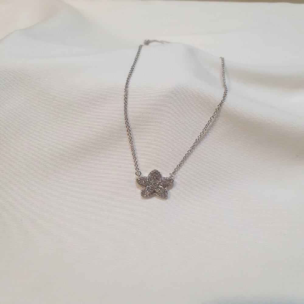 You are currently viewing 그라프 와일드 플라워 목걸이