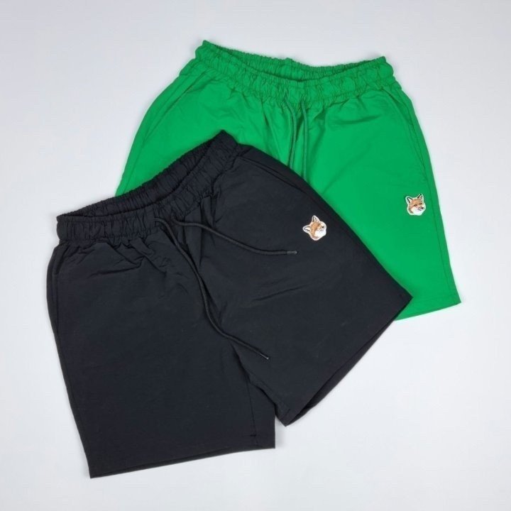 Read more about the article 메종키츠네 폭스헤드 나일론 반바지