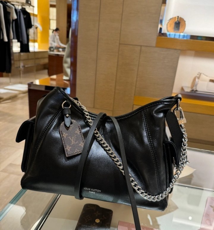 Read more about the article 캐리올 카고 바이브 PM .11M24861