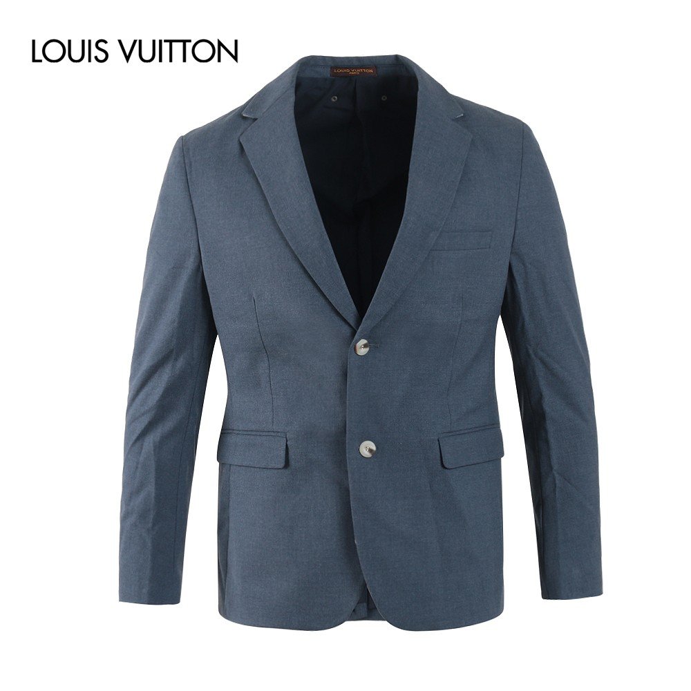 You are currently viewing 루이비통 레더 패치 백로고 싱글 슬림 슈트 세트