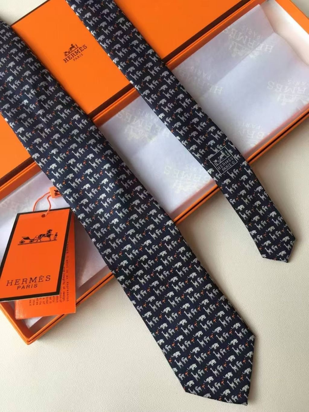 You are currently viewing 에르메스 실크 넥타이